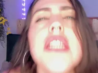 llanaa's Live Sex Cam Show