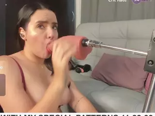LILI's Live Sex Cam Show