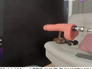 LILI's Live Sex Cam Show