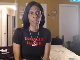 Divathesnakecharmer's Live Sex Cam Show