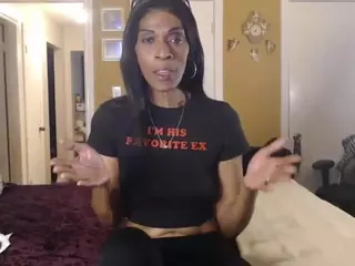 Divathesnakecharmer's Live Sex Cam Show