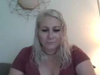 goddesschelc's Live Sex Cam Show