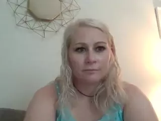 goddesschelc's Live Sex Cam Show