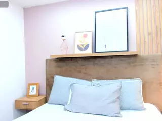 sarahlopezz's Live Sex Cam Show