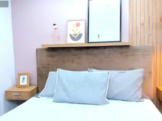 sarahlopezz's Live Sex Cam Show