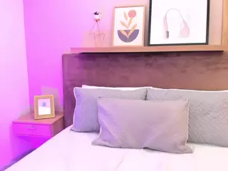 sarahlopezz's Live Sex Cam Show