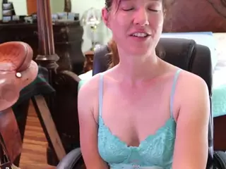 thornburyrose's Live Sex Cam Show