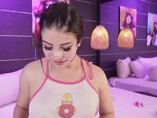 Bellatslatina's Live Sex Cam Show