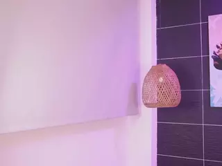Bellatslatina's Live Sex Cam Show