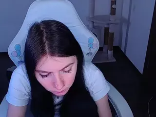 DaniellaTrue1's Live Sex Cam Show