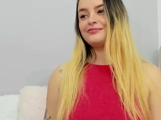 millicent-roberts's Live Sex Cam Show