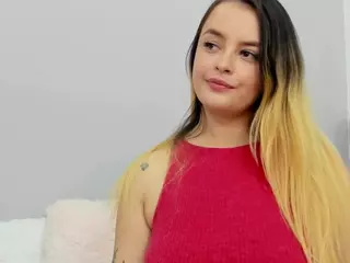 millicent-roberts's Live Sex Cam Show
