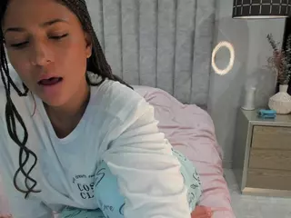 Michell Angels's Live Sex Cam Show