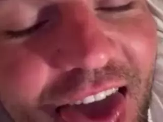 chuckboonesk8's Live Sex Cam Show