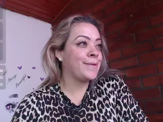 Lilaa-x's Live Sex Cam Show