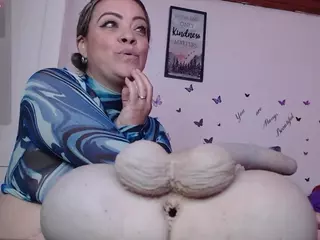 Lilaa-x's Live Sex Cam Show