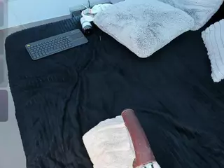 Angie-Roses's Live Sex Cam Show