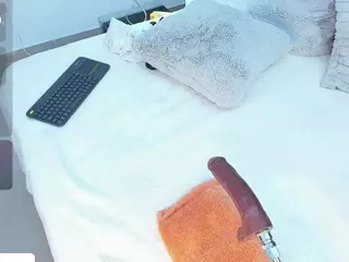 Angie-Roses's Live Sex Cam Show