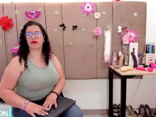 Zalymature's Live Sex Cam Show