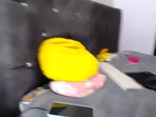 Lesliee22's Live Sex Cam Show
