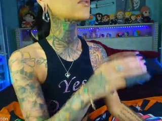 Live cam show with Ari The Don