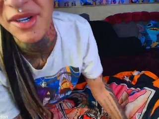 Live cam show with Ari The Don