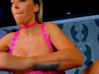AnnesWhite's Live Sex Cam Show