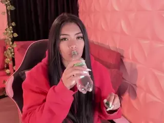 Minerva Soto's Live Sex Cam Show