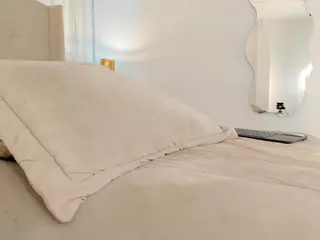 Katie Cruz's Live Sex Cam Show