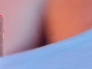 Laura-Ks's Live Sex Cam Show