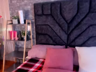 Laura-Ks's Live Sex Cam Show