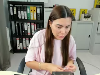 kilenyaPatrise's Live Sex Cam Show
