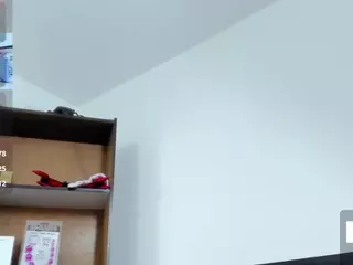 moon26's Live Sex Cam Show