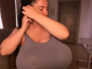 AlisiaParril's Live Sex Cam Show