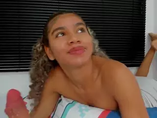 Rennata-S's Live Sex Cam Show