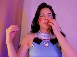Hot_camille