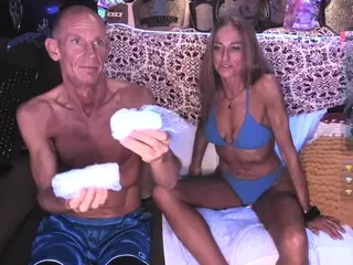ShannNikkii420's Live Sex Cam Show