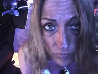 ShannNikkii420's Live Sex Cam Show