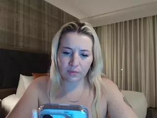 joneskali98's Live Sex Cam Show