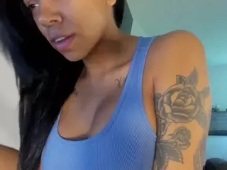 Victoria's Live Sex Cam Show