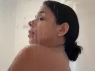 Victoria's Live Sex Cam Show