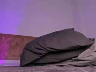 SARA SAENZ's Live Sex Cam Show