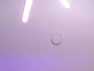 SARA SAENZ's Live Sex Cam Show
