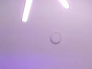 SARA SAENZ's Live Sex Cam Show
