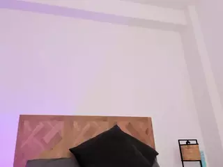 SARA SAENZ's Live Sex Cam Show