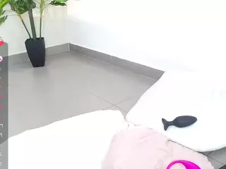 Sassy Girl's Live Sex Cam Show