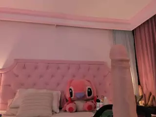 Valen Toro's Live Sex Cam Show