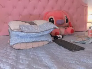 Valen Toro's Live Sex Cam Show