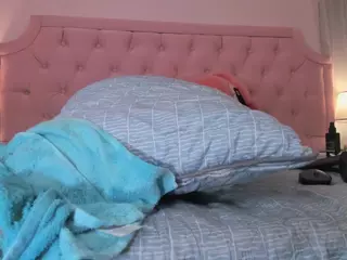 Valen Toro's Live Sex Cam Show