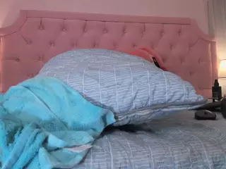 Valen Toro's Live Sex Cam Show
